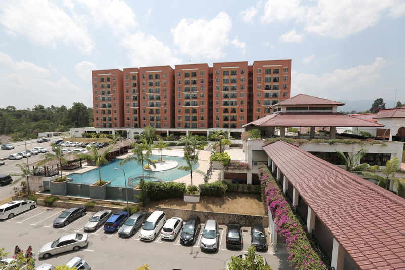 Arabian Bay Resort@ Bukit Gambang Resort City Ngoại thất bức ảnh